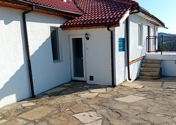 Salasuka Views Ваканционна къща *