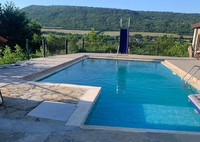 Ваканционна къща Salasuka Views